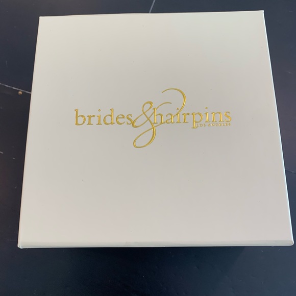 Dainty diamond studded bridal hair accessory